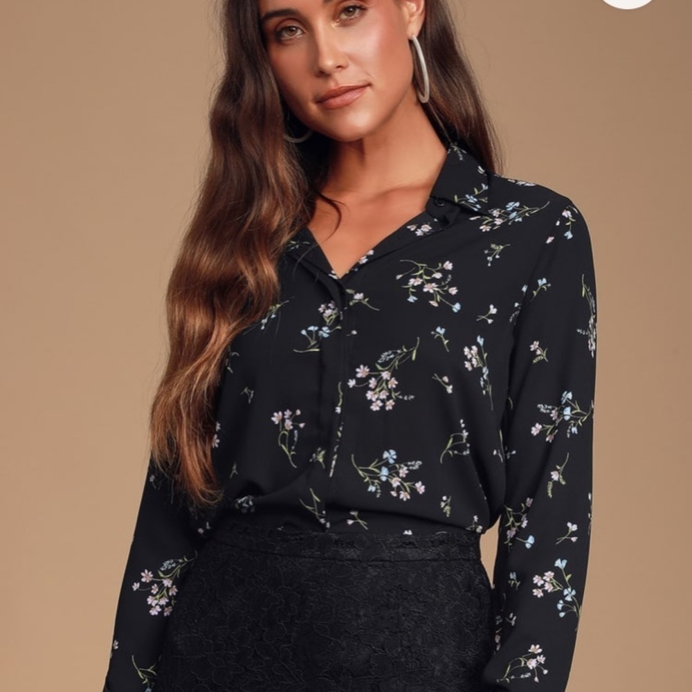 Lulu’s Passion Black Floral Print Long Sleeve Top Size M